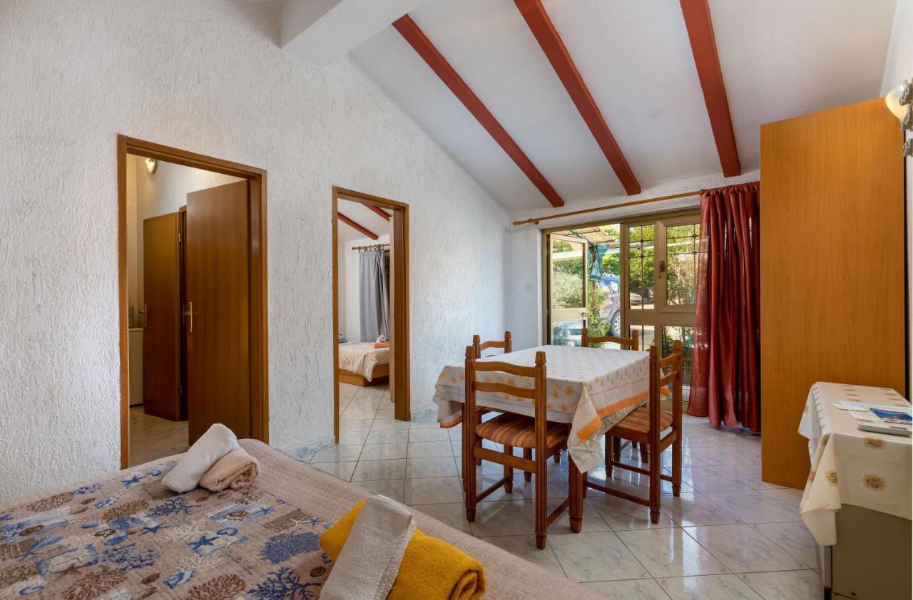 Apartments And Room Pergola Rovinj Zewnętrze zdjęcie